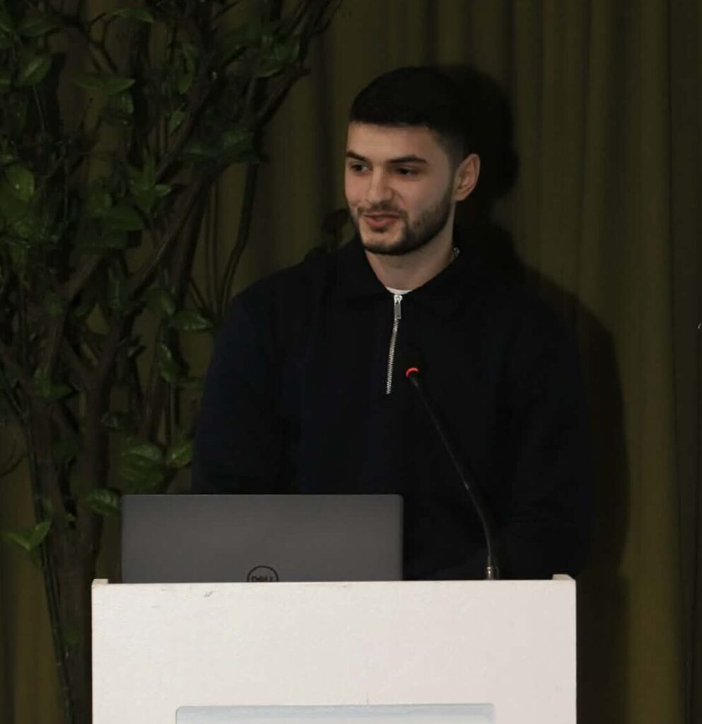 d6afd79b c706 43a0 a2f8 49fdccddca09